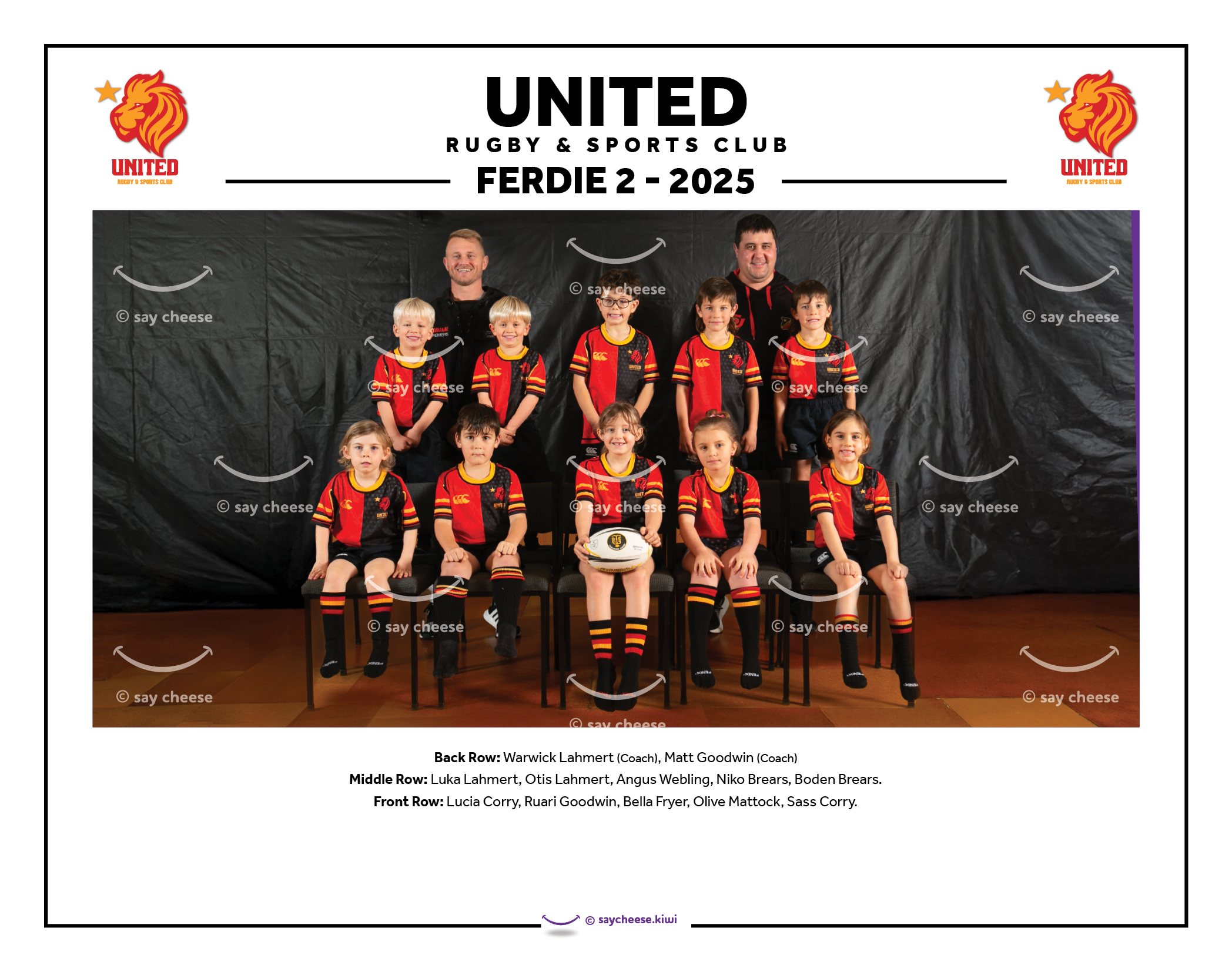 Warwick Lahmert and young rugby team in team jerseys, team photo for Say Cheese Kiwi.