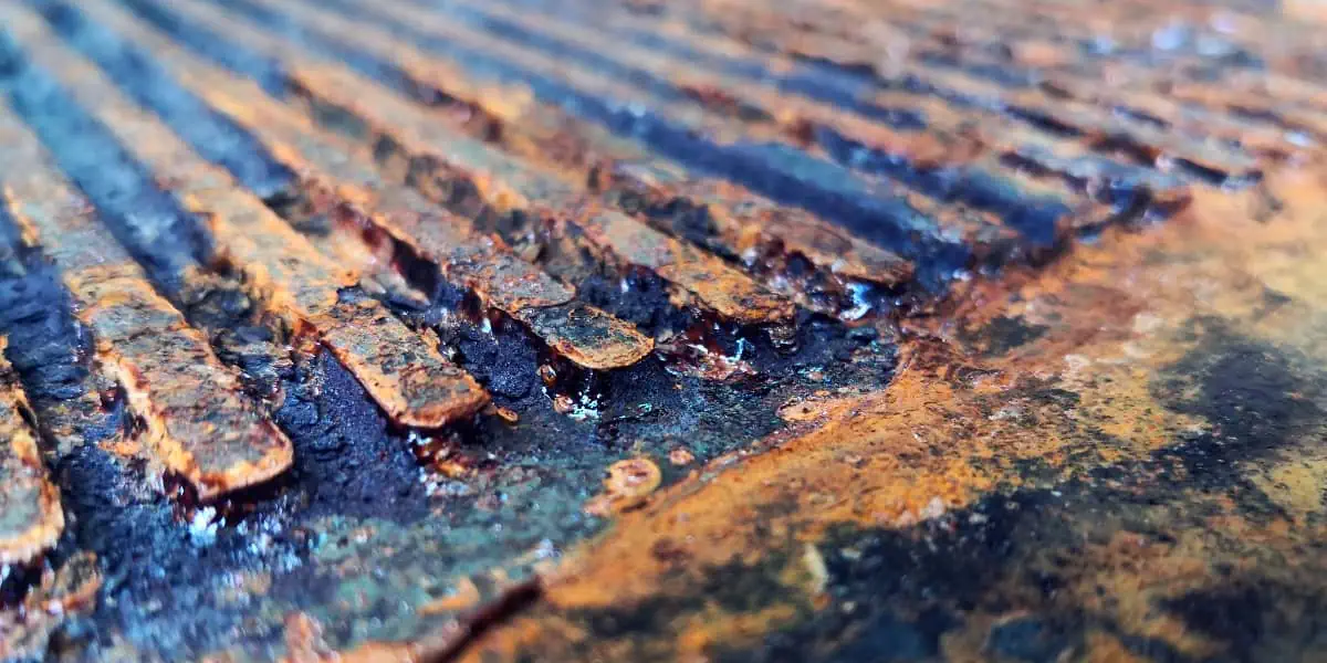 Rusty Grill