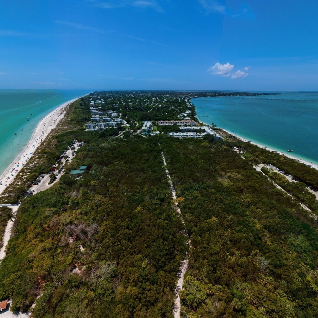 Lighthouse With Beach 1800