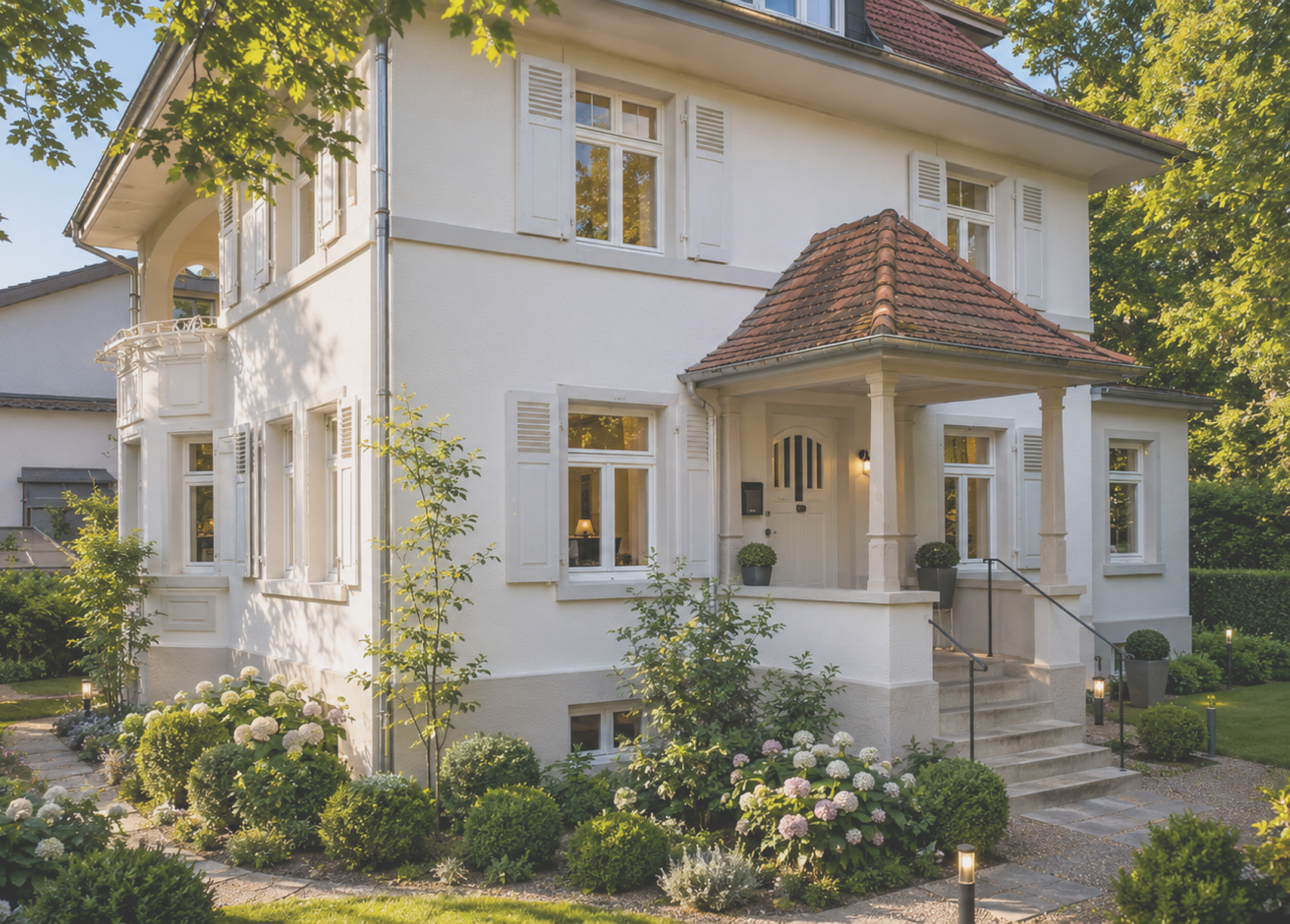 Helles, gepflegtes Einfamilienhaus mit Garten und Terrasse in ruhiger Wohngegend.