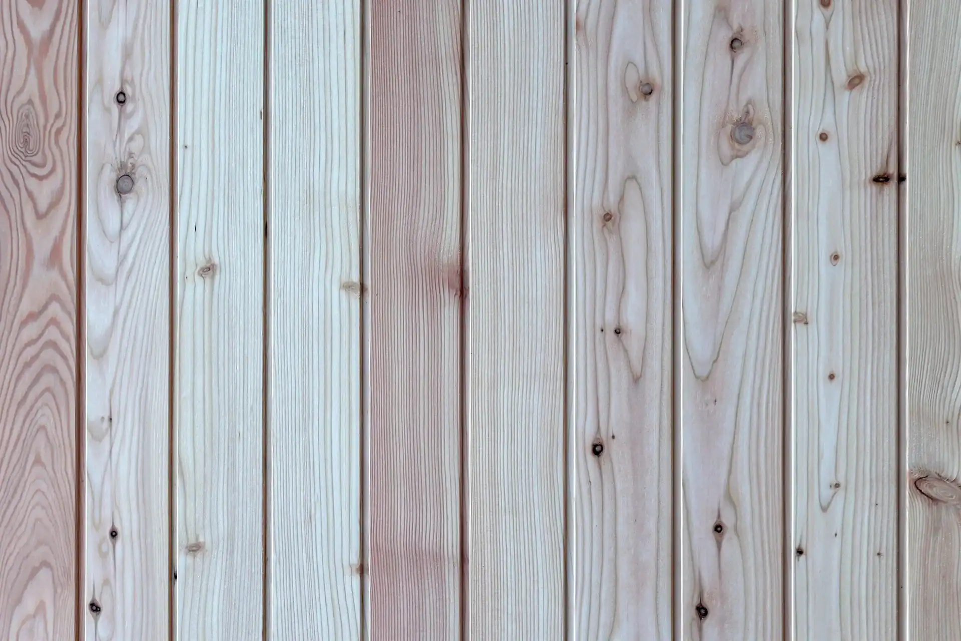 Durable Larch Rounded Panel Cladding