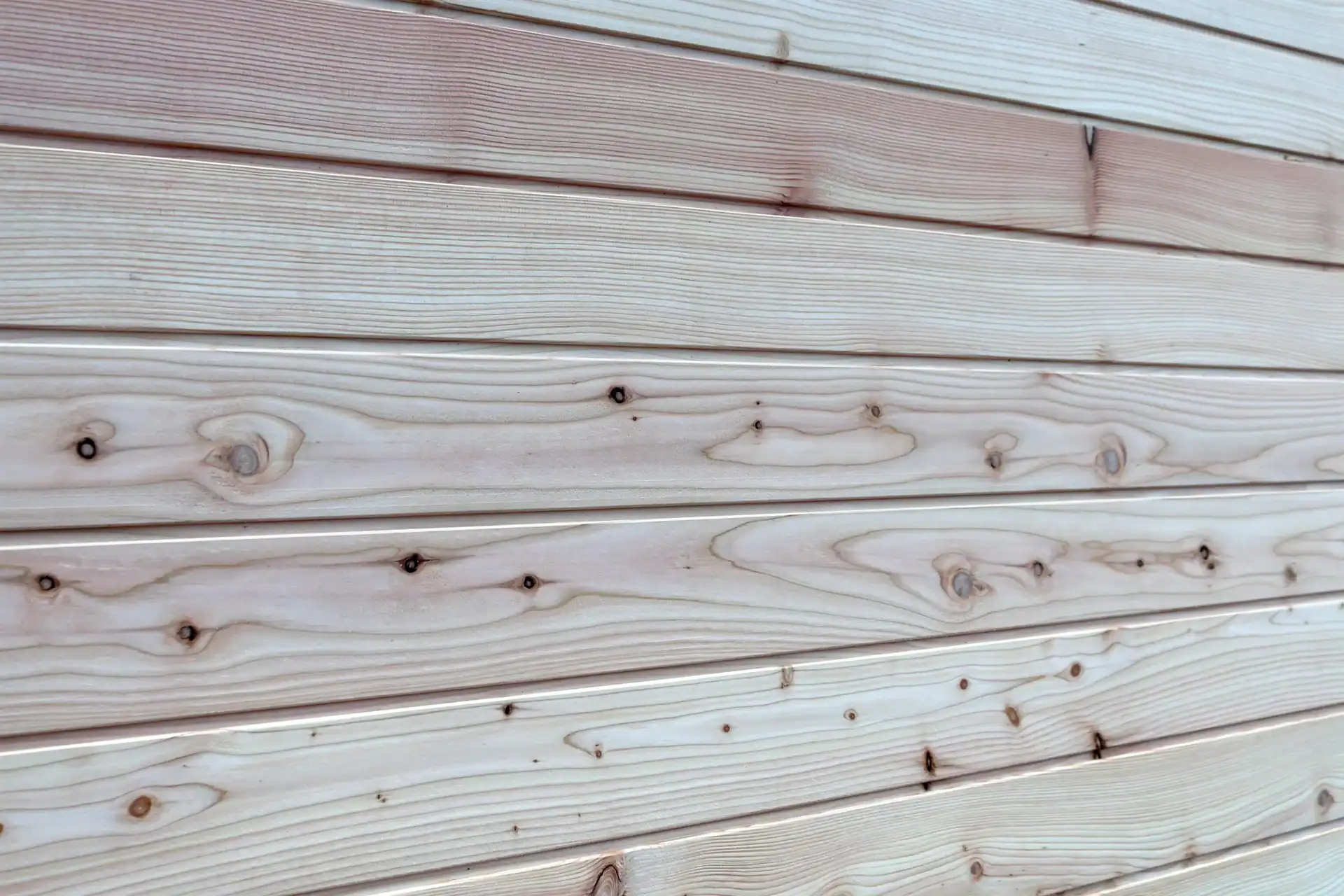 Larch Rounded Panel Cladding mounted horizontally