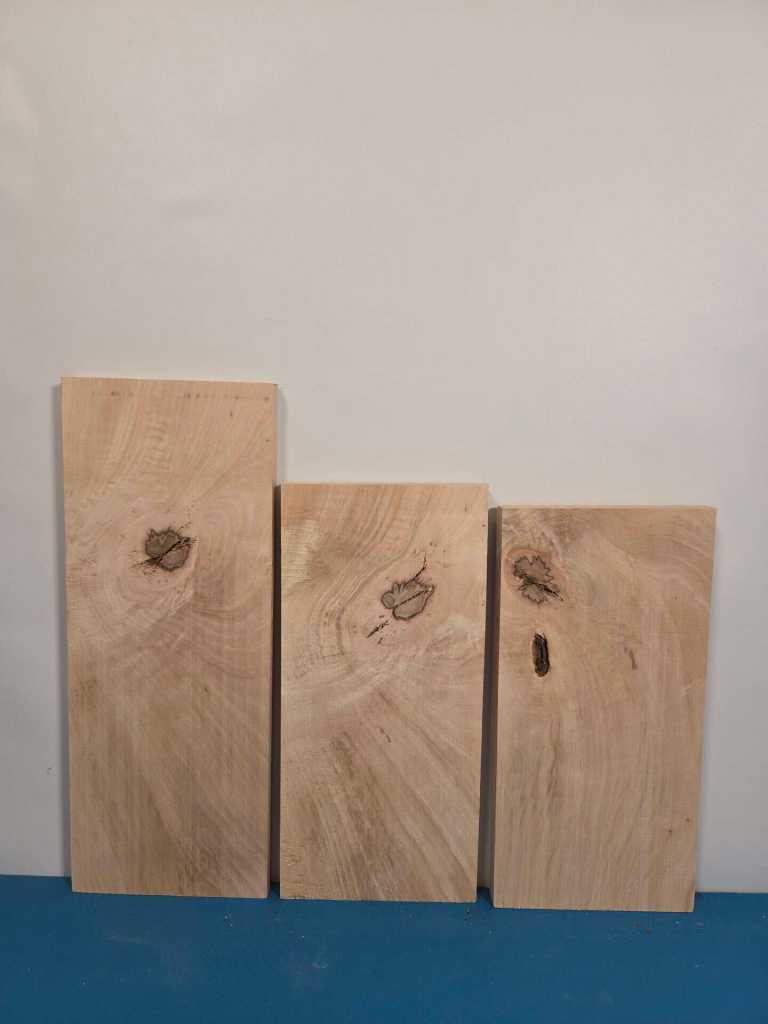 Characterful Knot Beech offcut mix x3