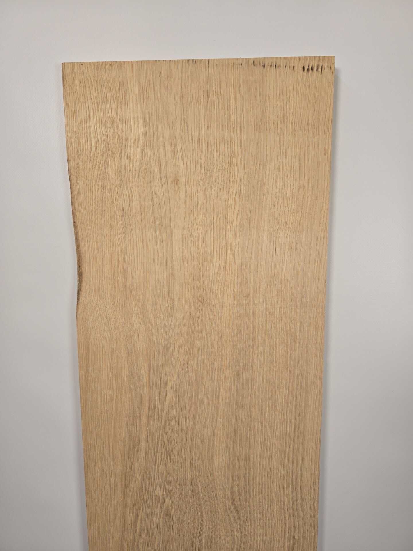Straight edge Scottish Oak - Image 2