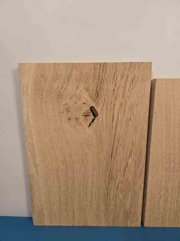 Knot detailed Scottish Oak Offcuts x2