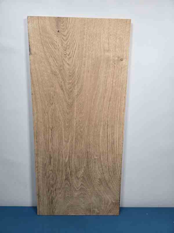 Small Straight edge Oak offcut