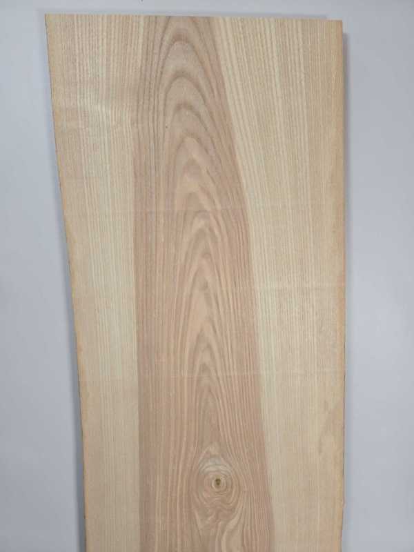Contrasting Ash wood