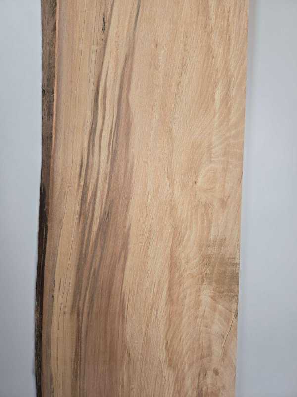 1 Natural edge Beech