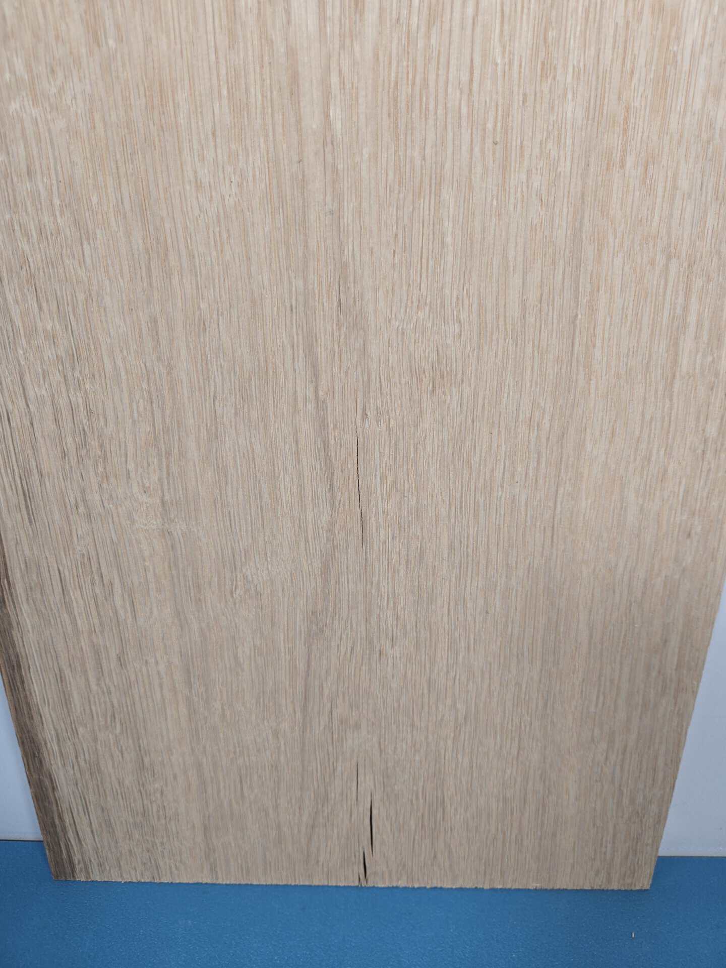 Straight Edge Oak Offcut - Image 4