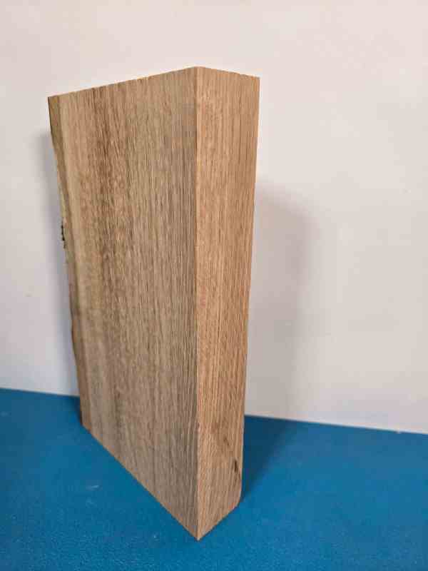 Small Quarter Sawn Oak offcut
