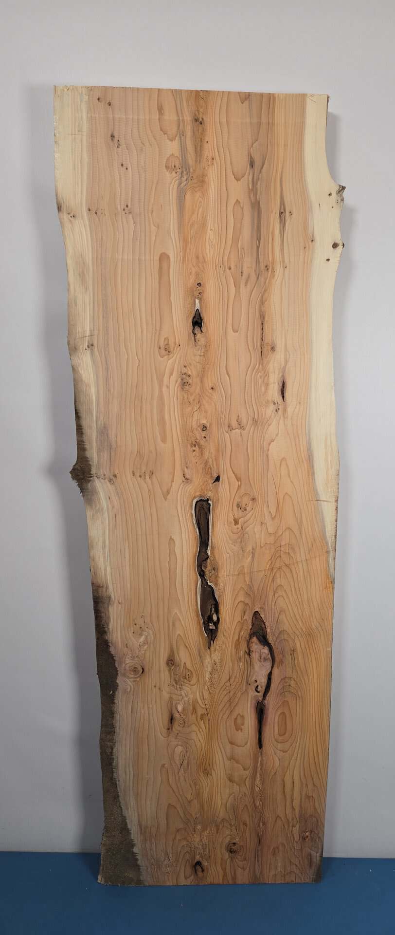 Rustic Yew Board with natural edge - Image 6