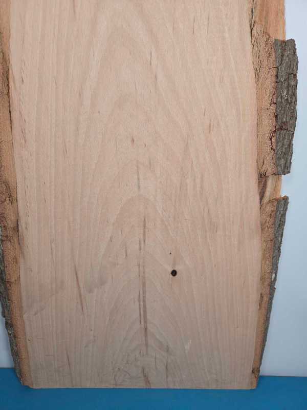 Naturally shaped beech board
