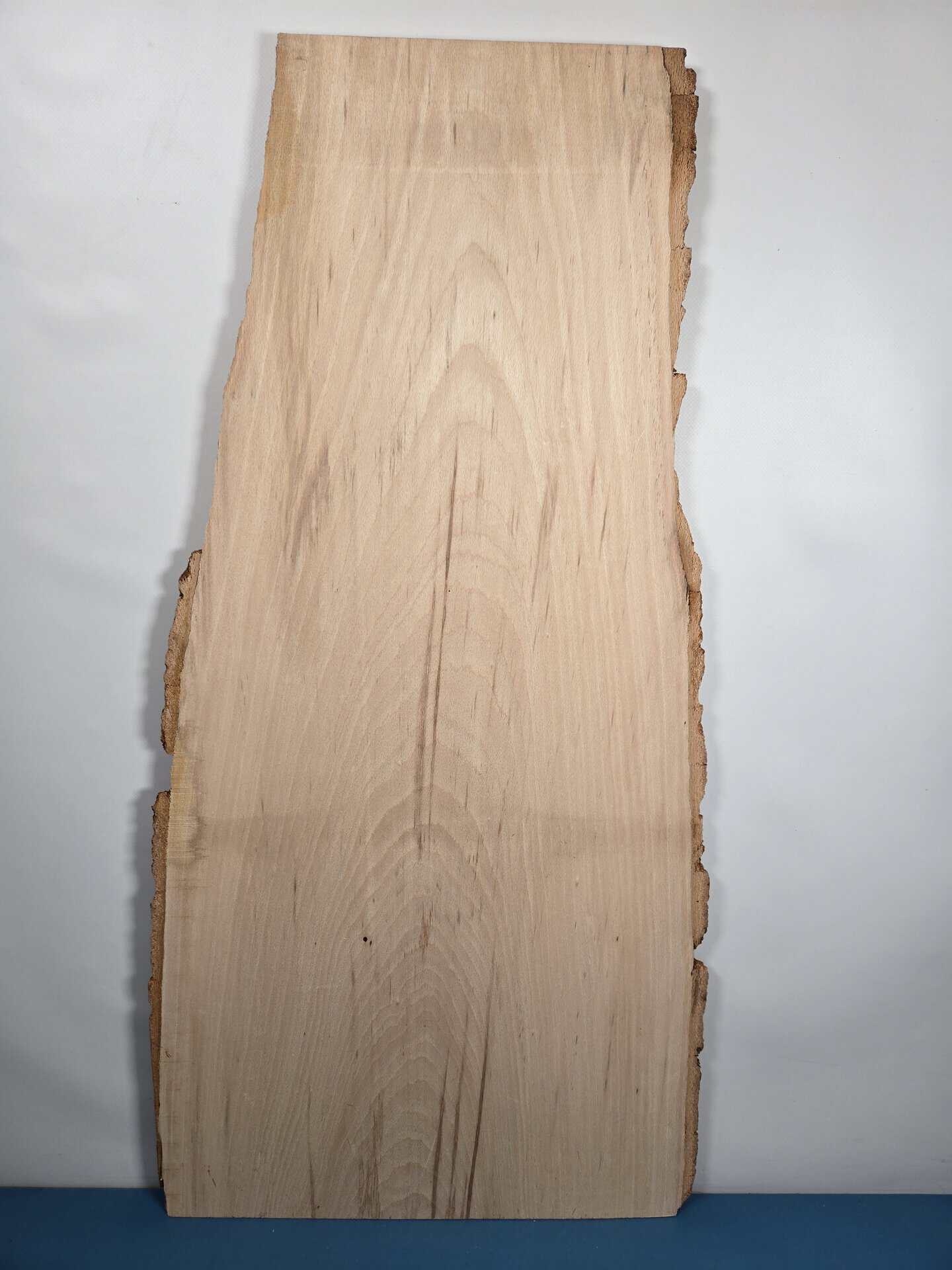 Naturally shaped beech board - Image 7