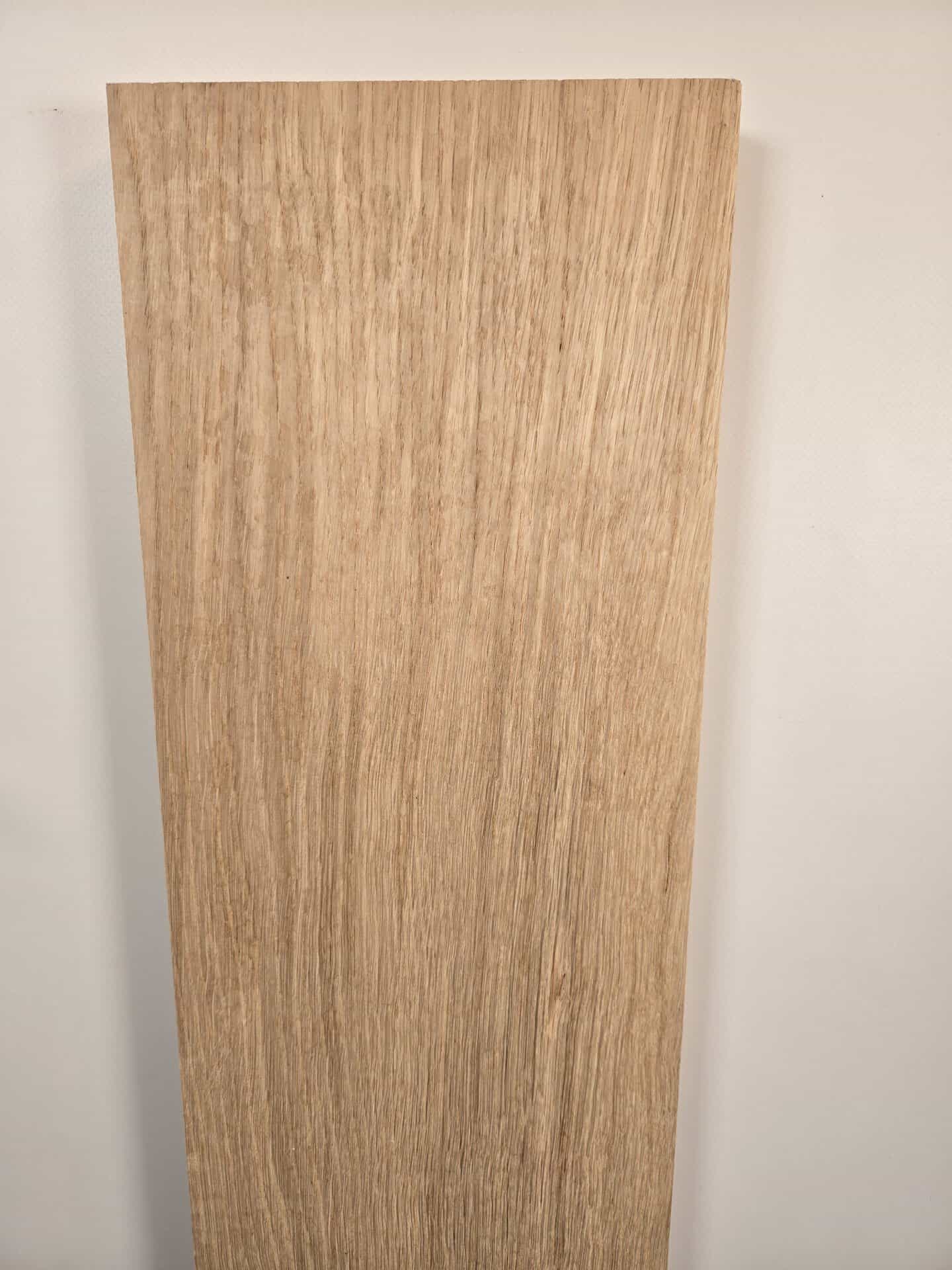 Straight edge Scottish Oak - Image 2