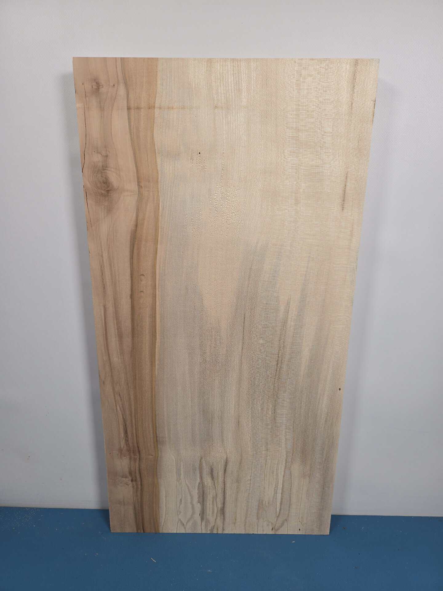 Straight edge Sycamore