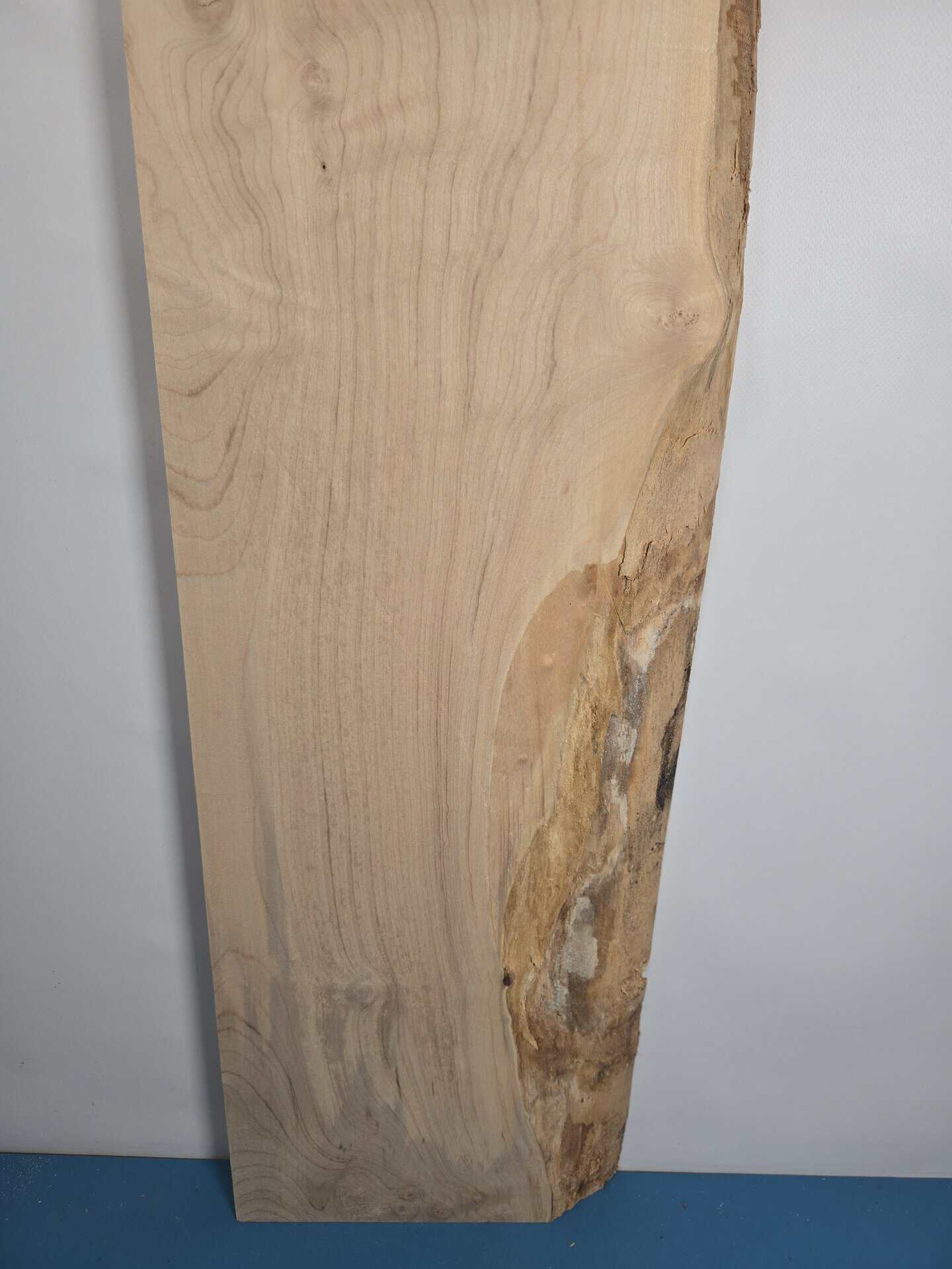 Waney edge Sycamore - Image 4