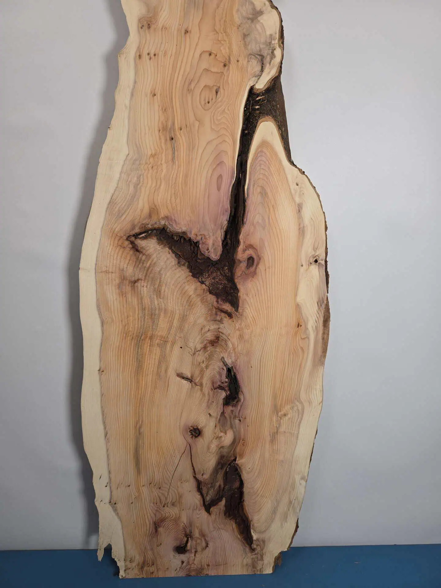 Rustic Yew Board - Image 9