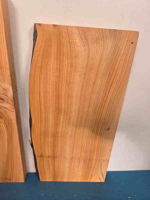 2 Yew Offcuts