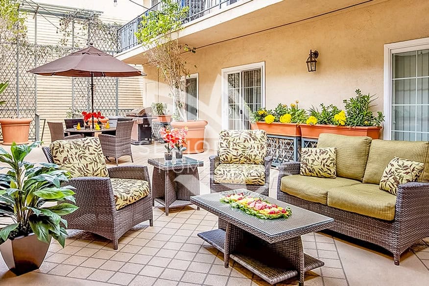 Warm, bright patio at Atria at Encino Terrace