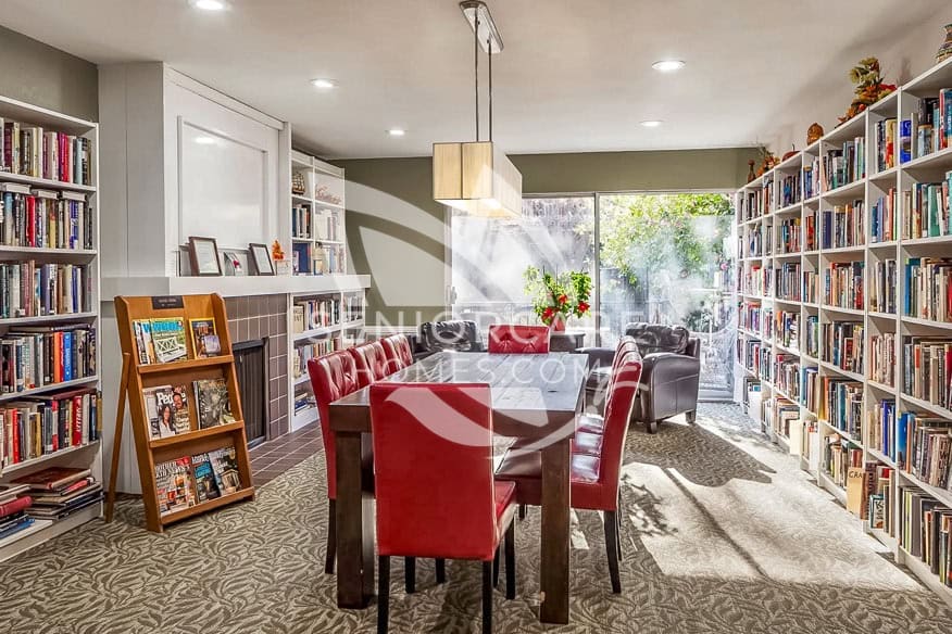 Private dining room at Atria Willow Glen