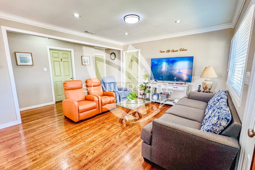 Bright, clean, welcoming living room at Sweet Life Guest Home