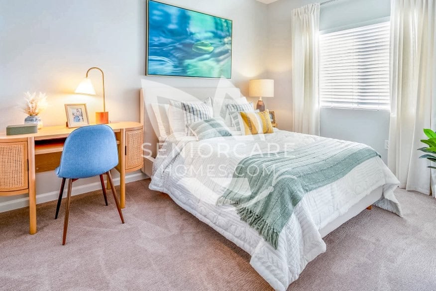 Beautiful, bright and modern private bedroom at Discovery Commons Whittier