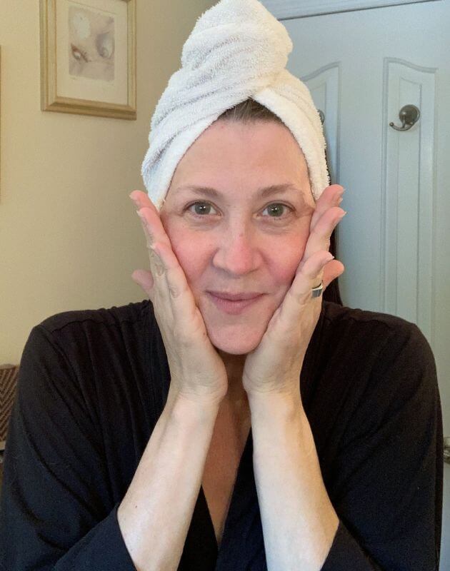 Tina applying moisturizer, Step 4