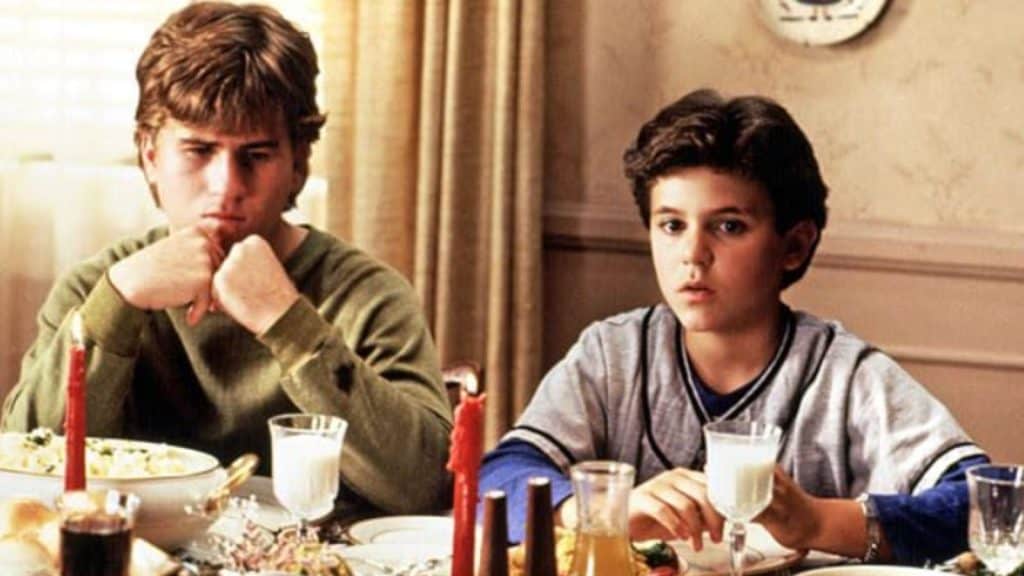 Fred Savage and Jason Hervey in The Wonder Years (1988) 