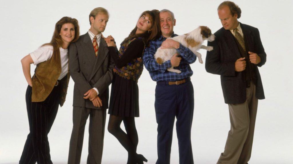 Kelsey Grammer, David Hyde Pierce, John Mahoney, Peri Gilpin, Jane Leeves, and Moose in Frasier (1993) 