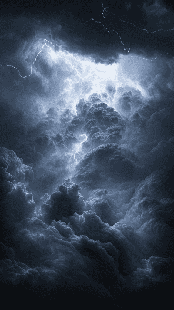 From Dusk Till Dawn: 21 Night-Inspired Wallpapers That Will Illuminate Your Phone 47 Thunderstorms and Lightning Strikes 2
