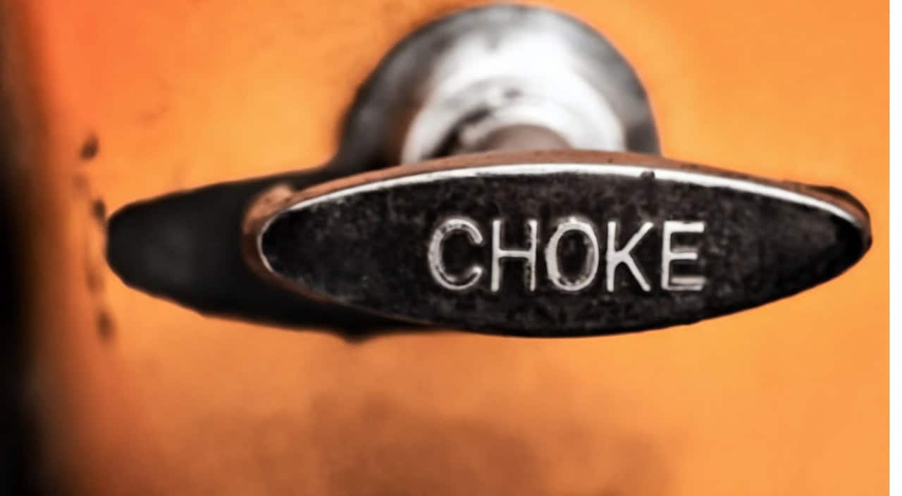 13 Classic Car Features That Confuse Today's Kids 4 old car features 9