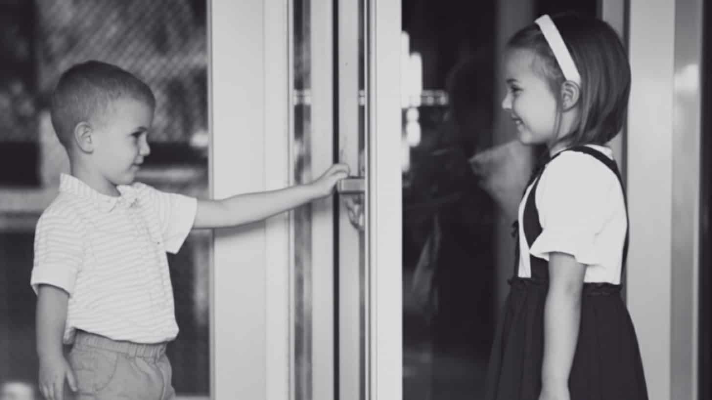14 Manners Every Kid Once Knew That Are Now Forgotten 15 forgotten kid manners