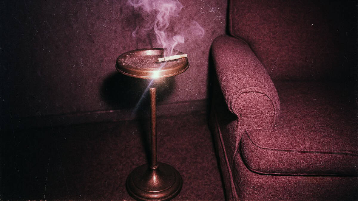 What Every 1950s Living Room Looked Like 5 50s family living room items 1