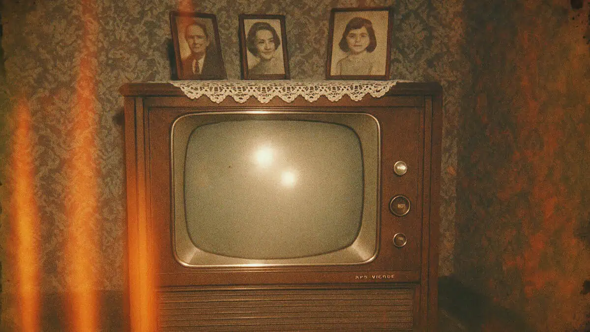 What Every 1950s Living Room Looked Like 2 50s family living room items 12