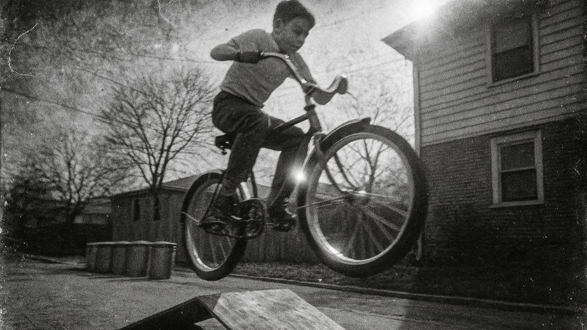 Bike Stunts Every Kid Pulled That Would Get a Parent Sued Today 4 kid did bike parent sued 4