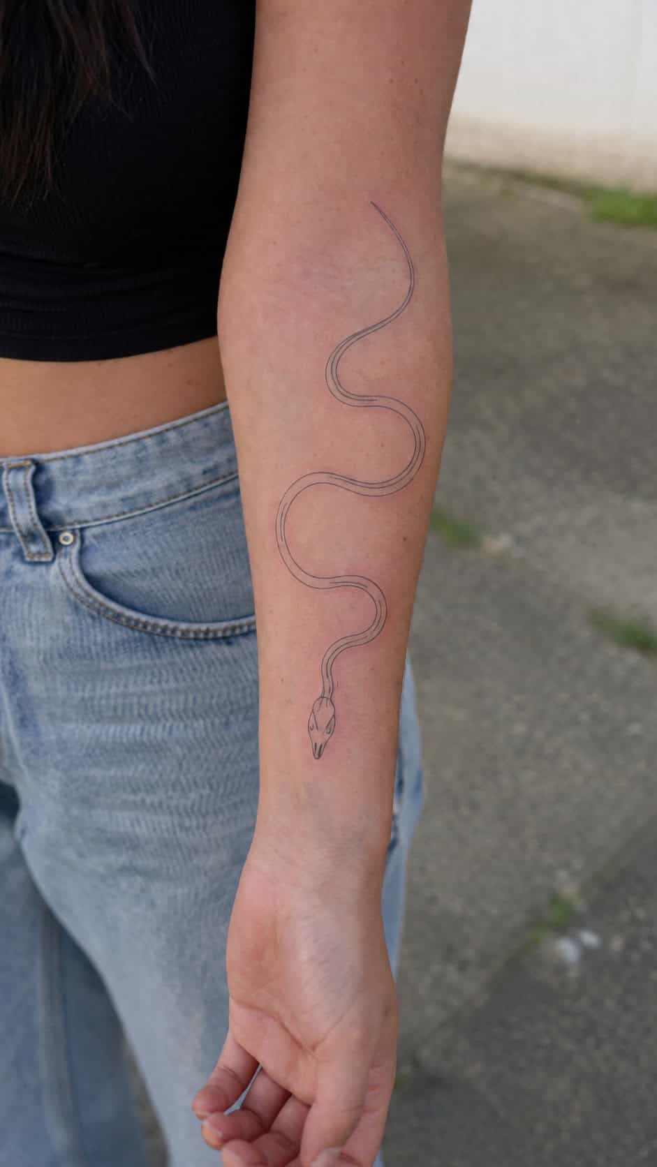 38 Creative Tattoo Ideas for Women 51 Delicate Snake