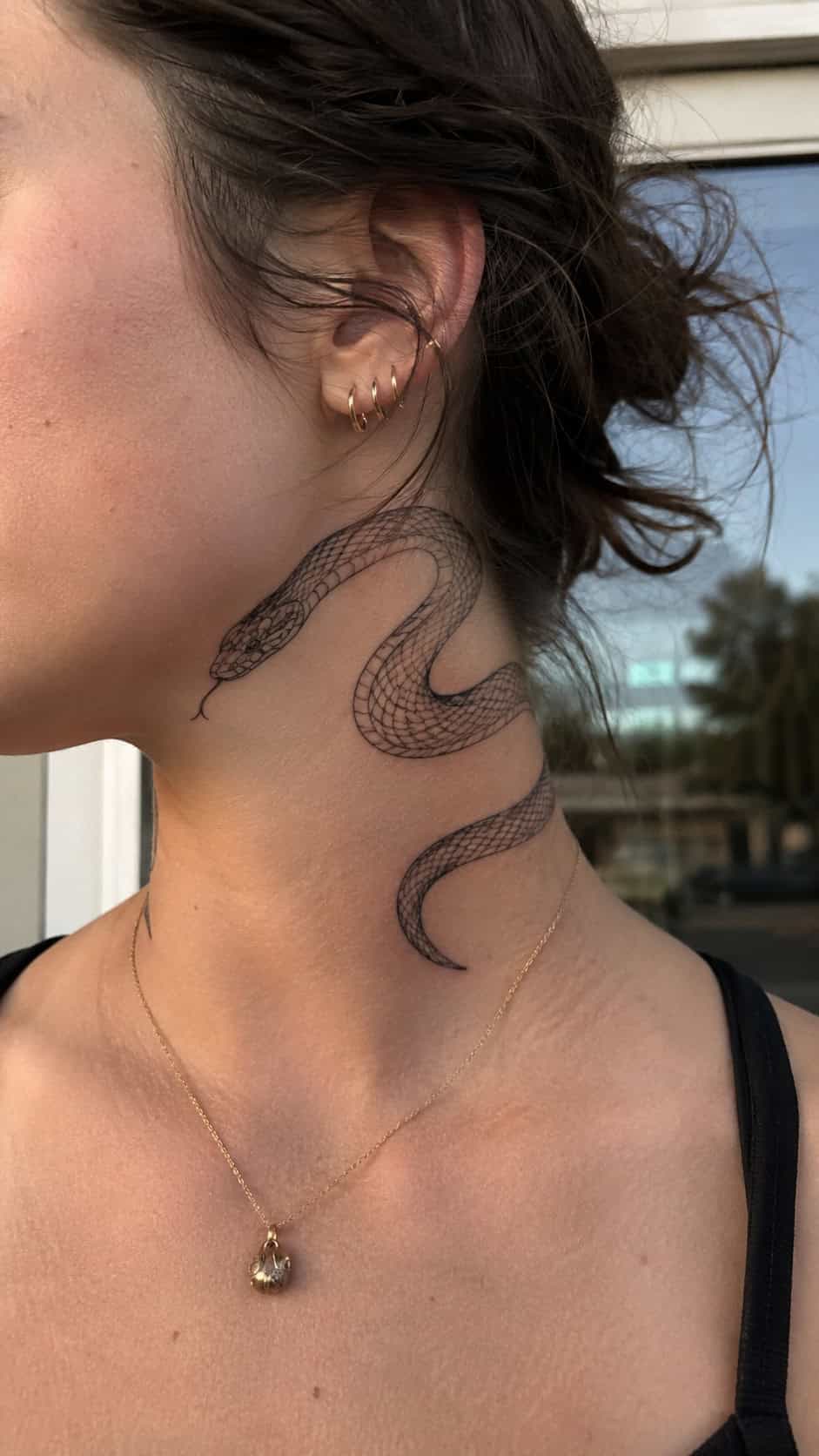 Serpent Neck Wrap