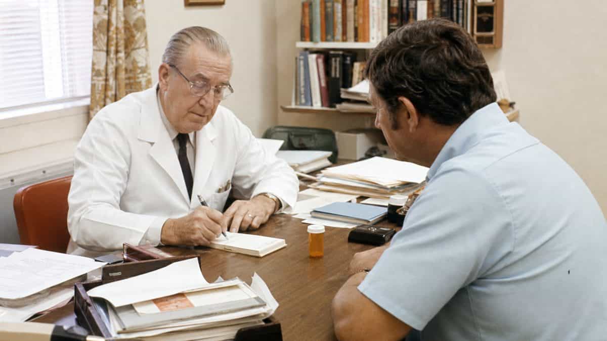 What 1970s Doctors Did That Would Lead to Lawsuits Today 3 1970s doctor writing a diet-pill prescription for a patient