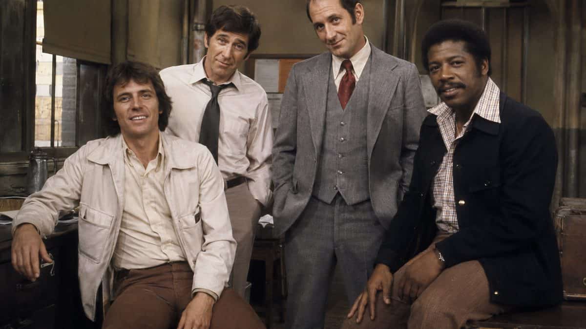 18 Classic TV Theme Songs from the '70s Still Stuck in Your Head 12 Authentic Taxi cast photo