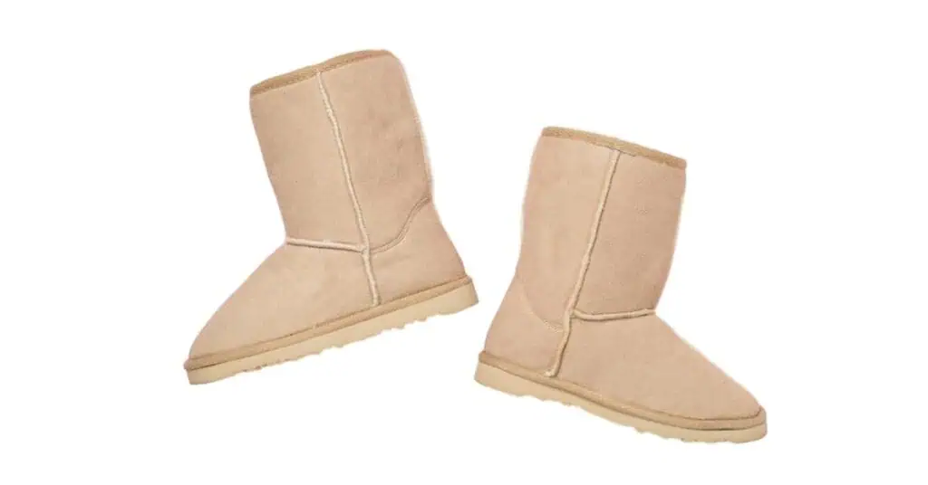 10 Stylish Boots For College Girls To Rock on Campus This Semester, fleece boots