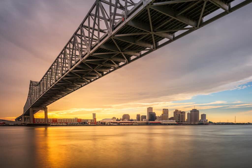 Traveling from Slidell to New Orleans, Routes, and Tips