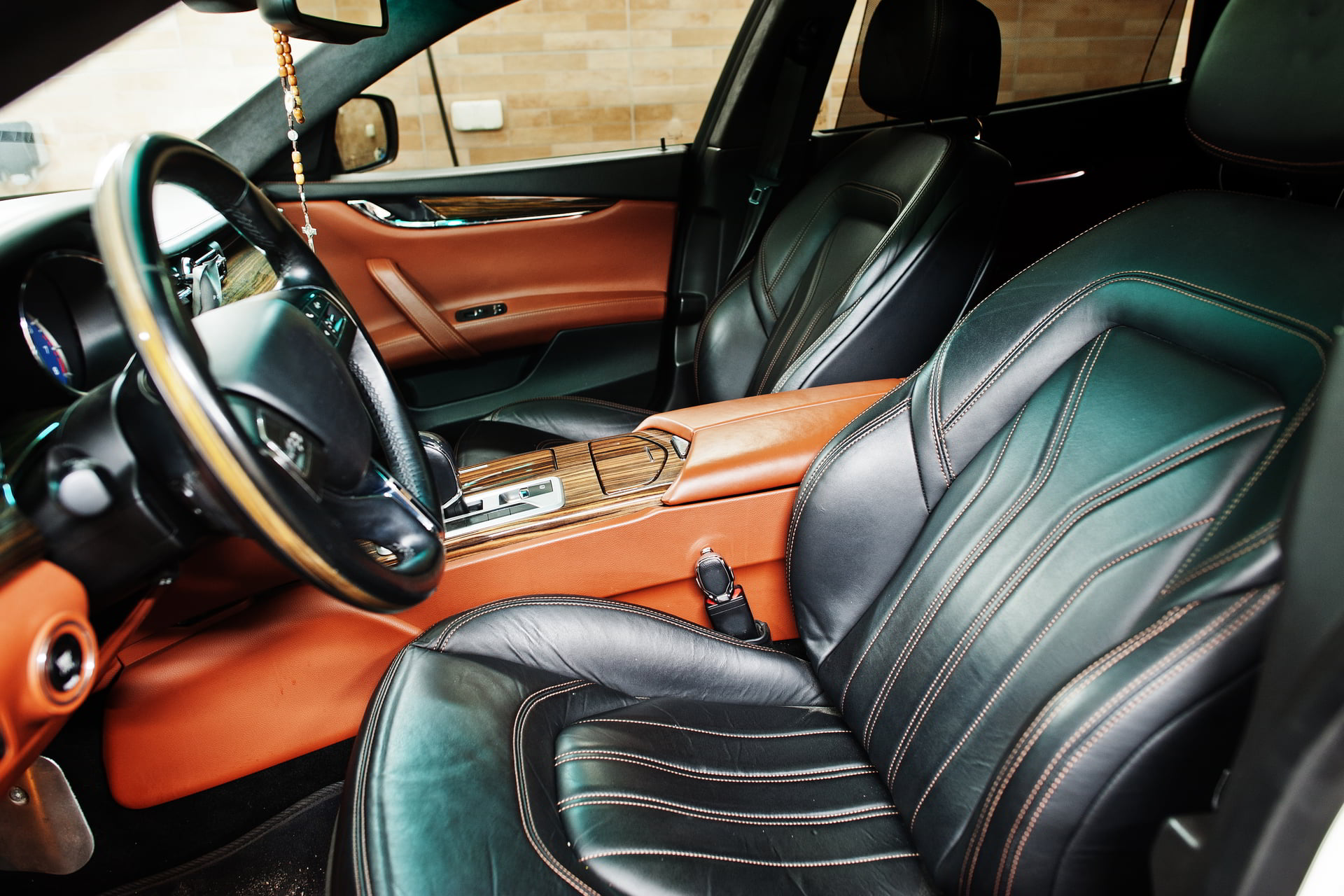 interior car detailing service