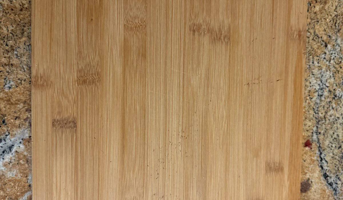 Best Cutting Boards for Home Cooks in 2026: Materials That Matter, Sizes That Work, and Boards That Last