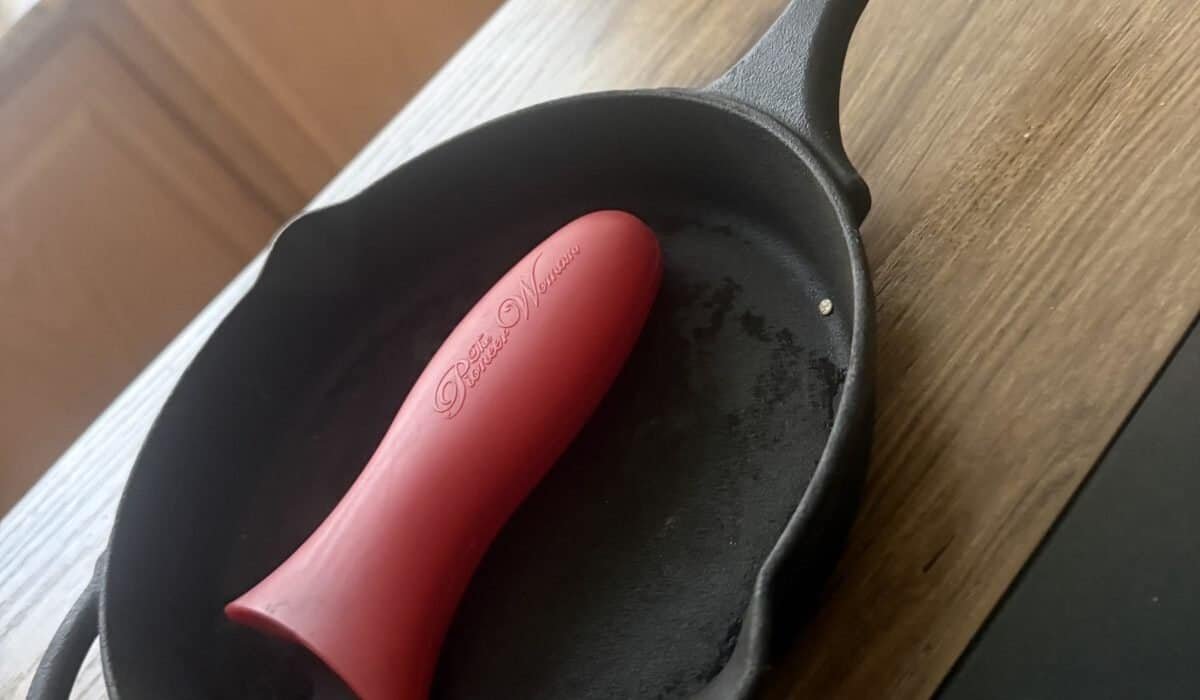 How to Season a Cast Iron Skillet: Step-by-Step with No Sticky Finish