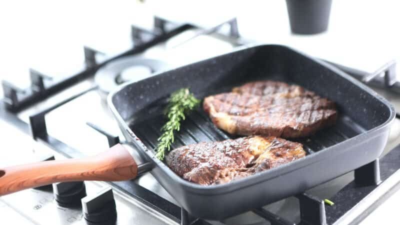 Best Grill Pans in 2026: Stovetop Sear Marks Without the Outdoor Grill