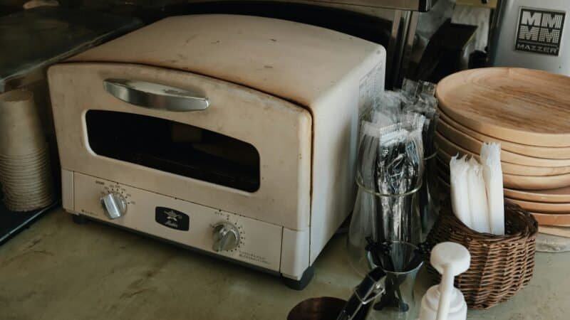 Toaster vs Toaster Oven: Which One Earns Its Counter Space?