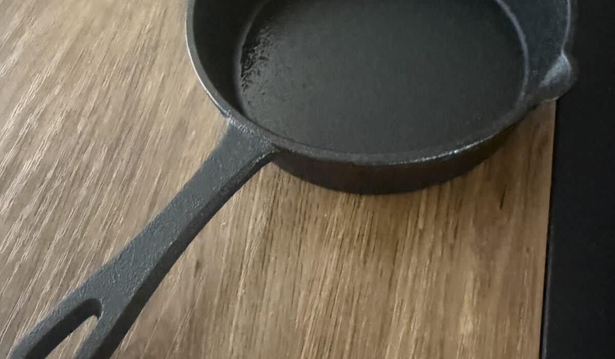 How to Clean a Cast Iron Skillet: Without Ruining the Seasoning