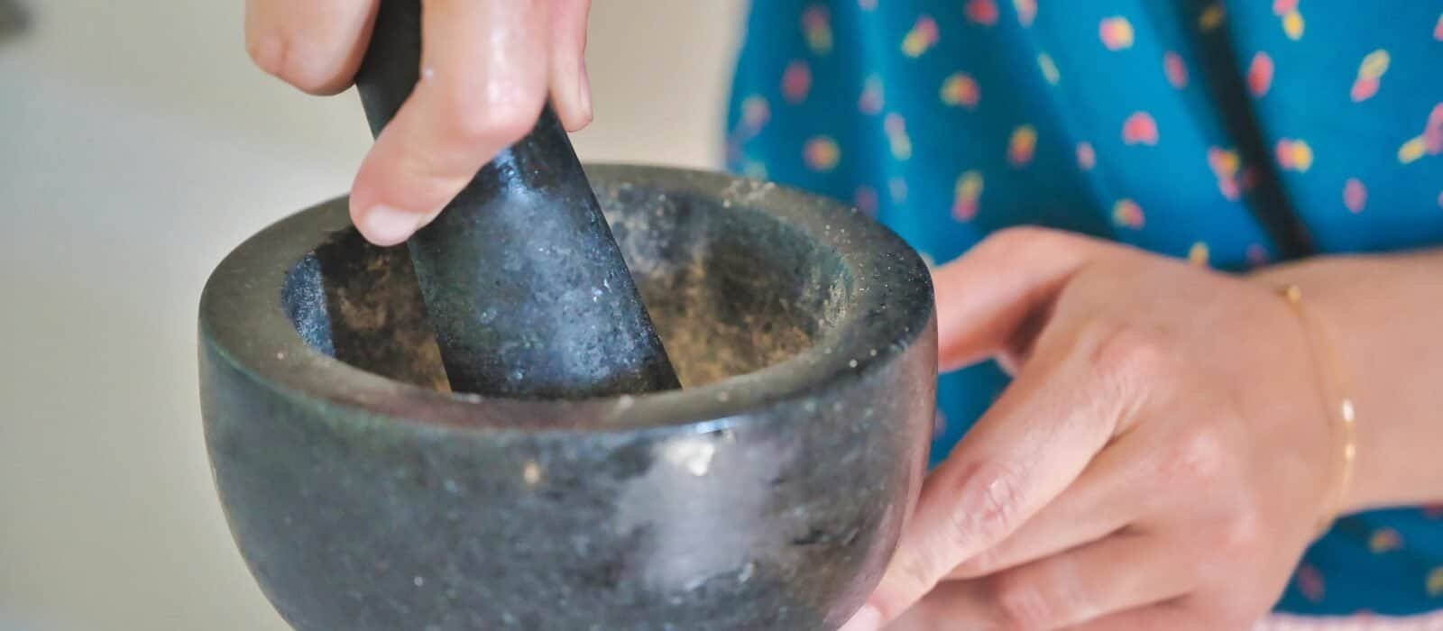Mortar and Pestle vs Spice Grinder: Which Should You Use?
