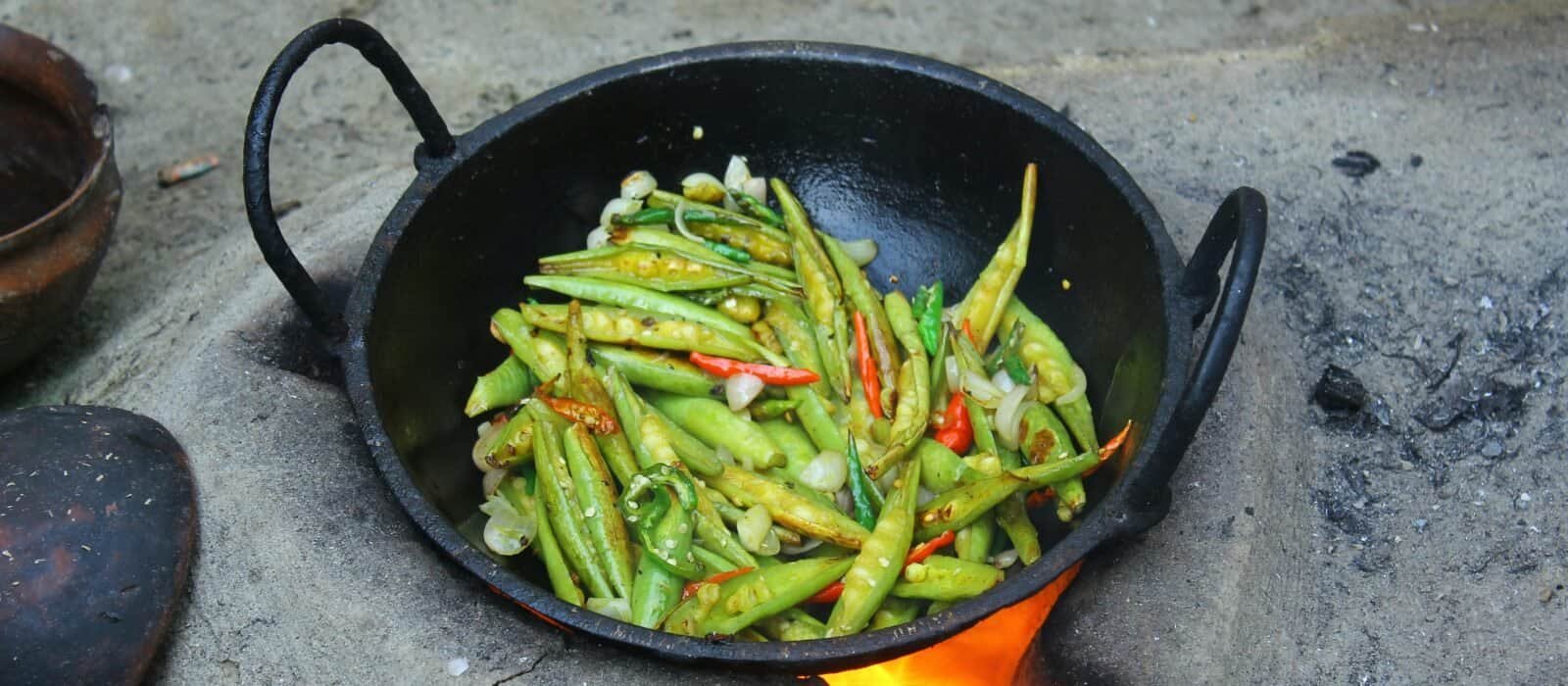 Best Cast Iron Woks in 2026: Heat Retention for Home Stoves That Cannot Get Hot Enough