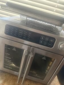 air fryer combo cooker with baking feature